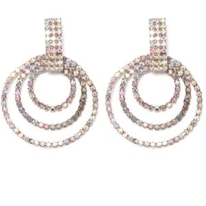 NWOT -nOir - Fashion Earrings